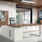 Director Table