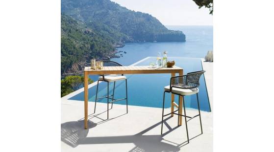 Outdoor Bar Stools